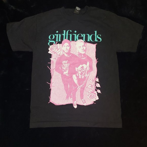 Girlfriends 2023 Tour Concert Band Tee Shirt - Picture 1 of 2